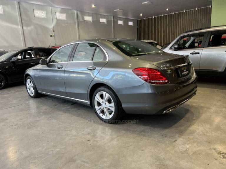 MERCEDES-BENZ - C 180 - 2018/2018 - Cinza - R$ 109.900,00