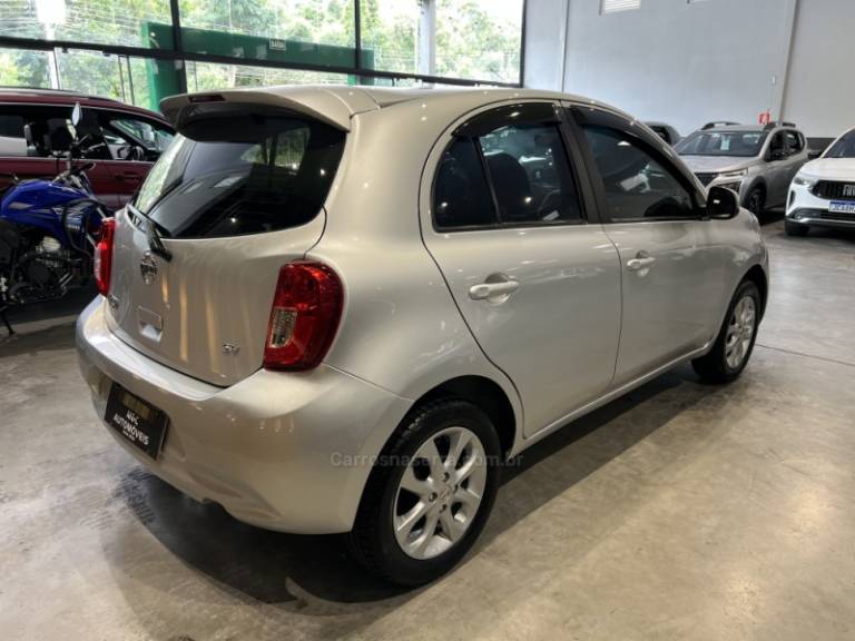 NISSAN - MARCH - 2019/2020 - Prata - R$ 58.900,00