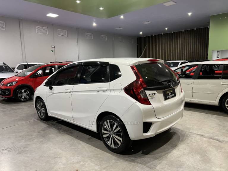 HONDA - FIT - 2014/2015 - Branca - R$ 64.900,00