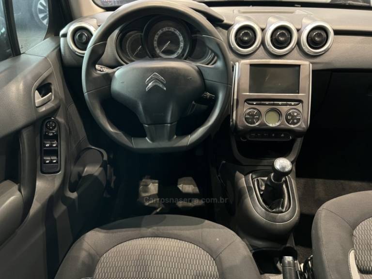 CITROËN - C3 - 2016/2017 - Cinza - R$ 44.900,00