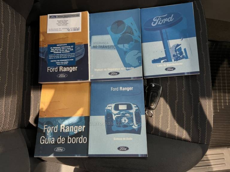 FORD - RANGER - 2013/2013 - Prata - R$ 79.900,00