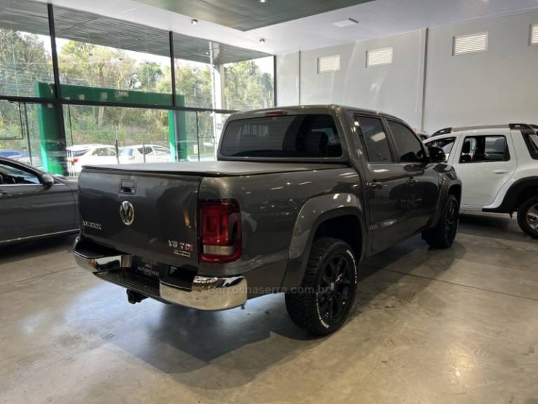 VOLKSWAGEN - AMAROK - 2018/2018 - Cinza - R$ 144.900,00