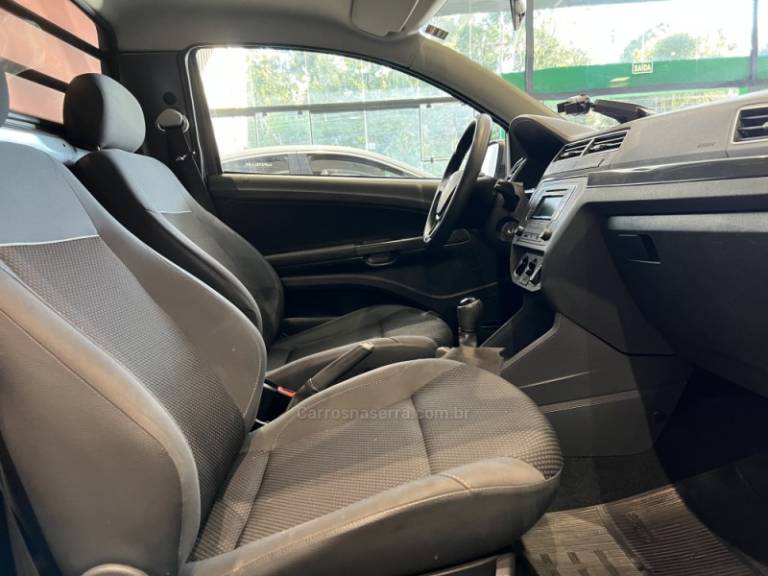 VOLKSWAGEN - SAVEIRO - 2017/2018 - Cinza - R$ 58.900,00