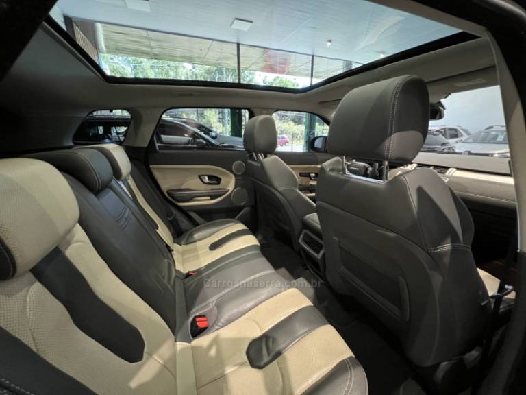 LAND ROVER - RANGE ROVER EVOQUE - 2012/2013 - Preta - R$ 98.900,00