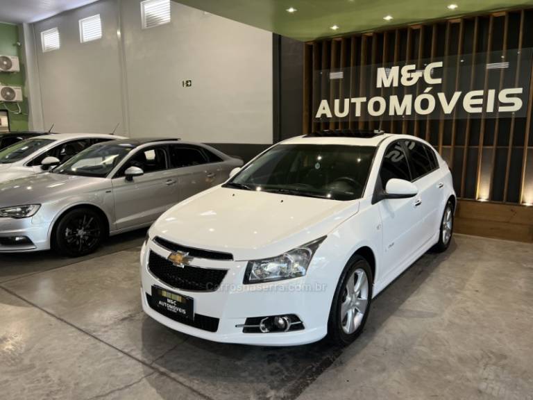 CHEVROLET - CRUZE - 2014/2014 - Branca - R$ 69.900,00