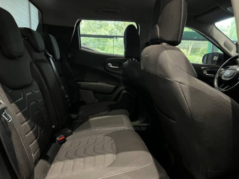 FIAT - TORO - 2024/2025 - Preta - R$ 139.900,00