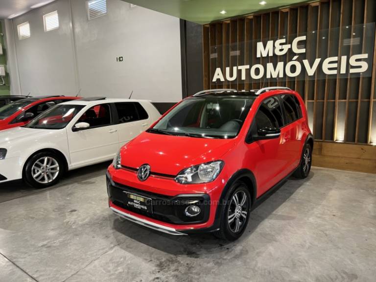 VOLKSWAGEN - UP - 2019/2020 - Vermelha - R$ 65.900,00
