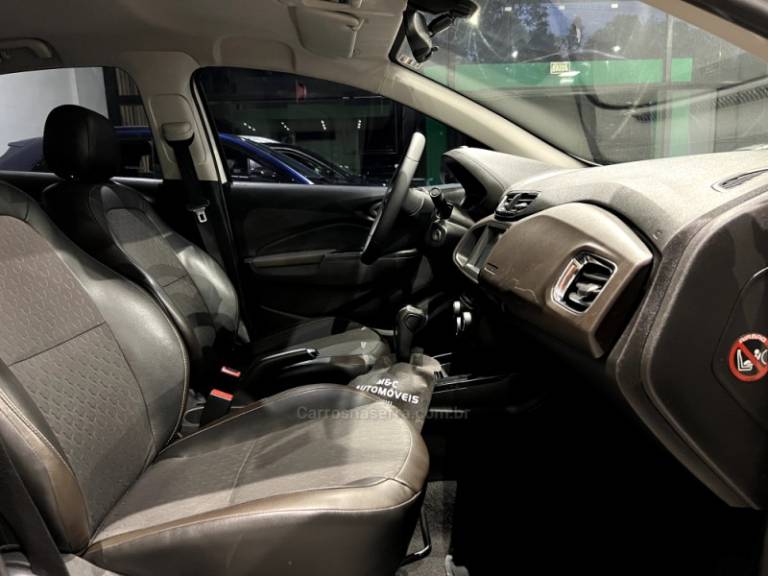 CHEVROLET - PRISMA - 2016/2017 - Branca - R$ 62.900,00