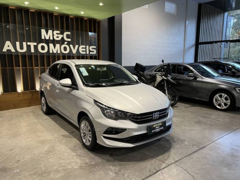 FIAT - CRONOS - 2022/2023 - Prata - R$ 73.900,00