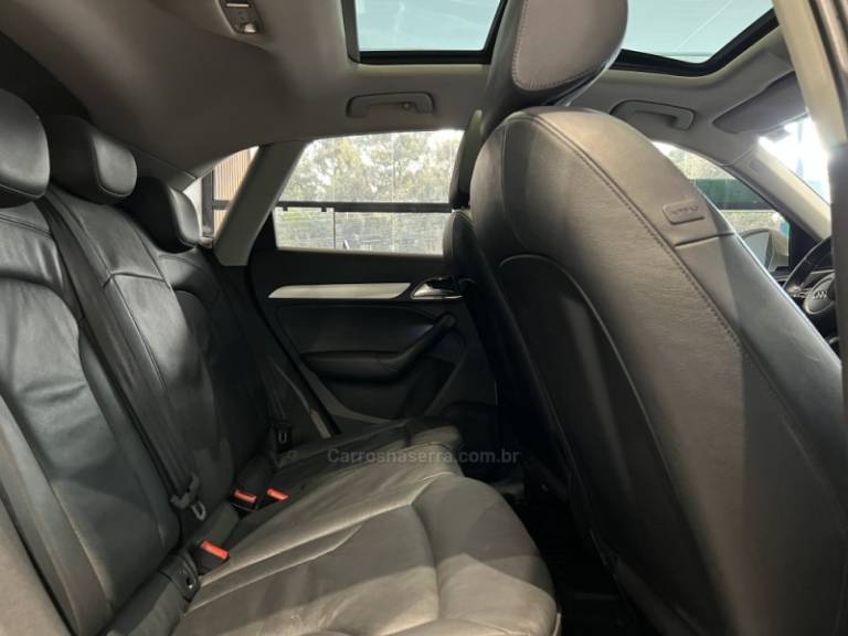 AUDI - Q3 - 2015/2016 - Branca - R$ 93.900,00