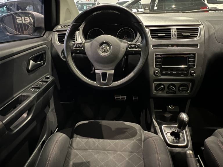 VOLKSWAGEN - FOX - 2013/2014 - Prata - R$ 42.900,00