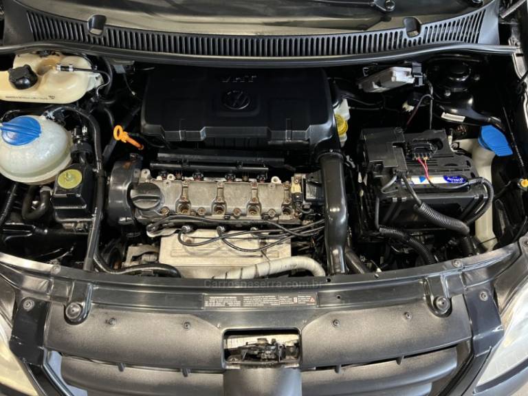 VOLKSWAGEN - FOX - 2009/2009 - Preta - R$ 22.900,00