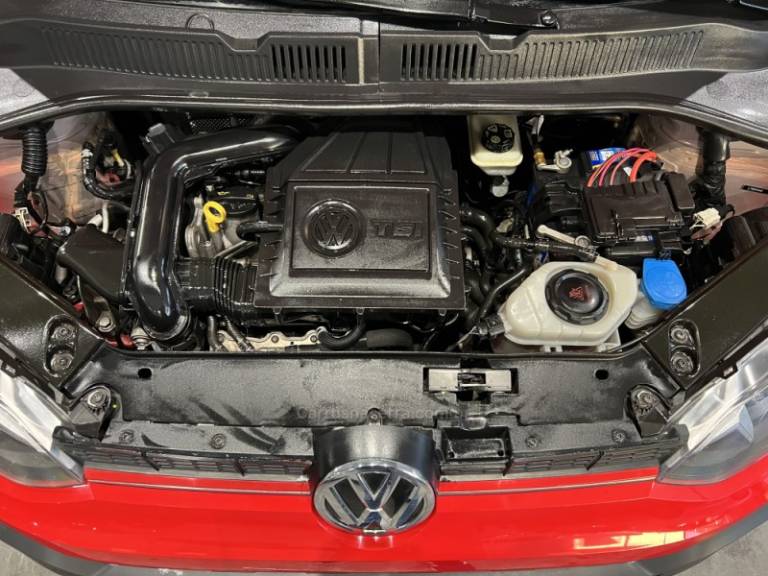VOLKSWAGEN - UP - 2019/2020 - Vermelha - R$ 65.900,00