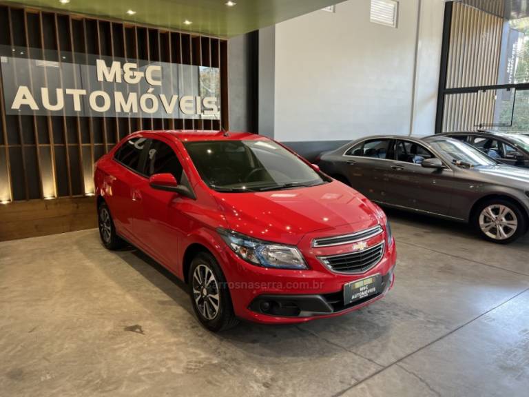 CHEVROLET - PRISMA - 2015/2015 - Vermelha - R$ 49.900,00