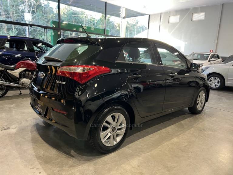 HYUNDAI - HB20 - 2012/2013 - Preta - R$ 44.900,00