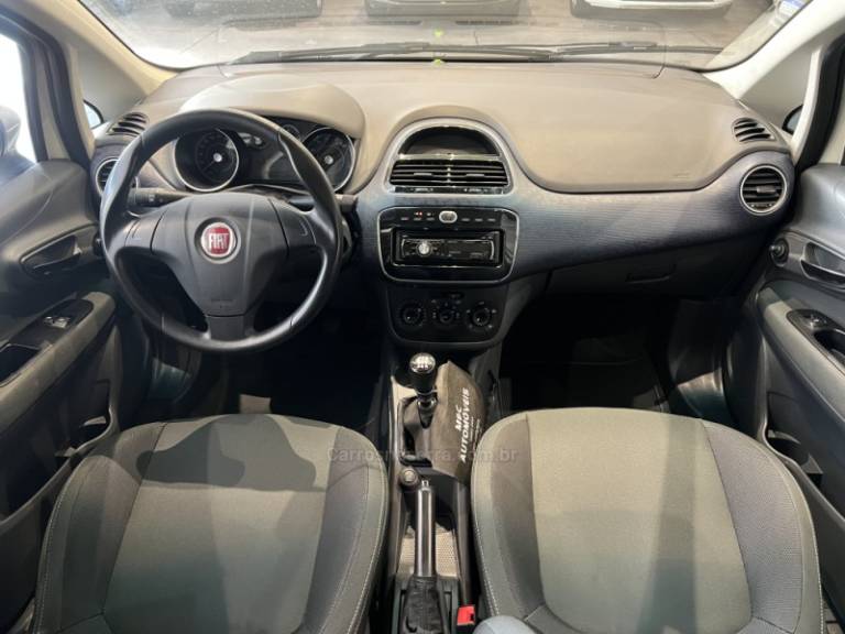 FIAT - PUNTO - 2015/2016 - Branca - R$ 45.900,00