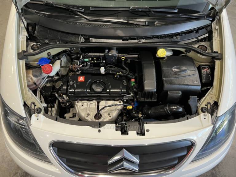 CITROËN - C3 - 2011/2012 - Branca - R$ 28.900,00
