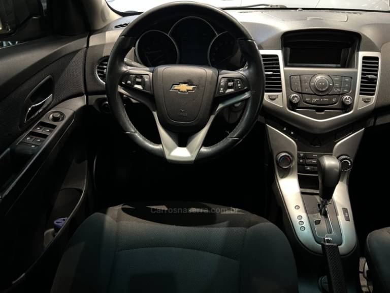 CHEVROLET - CRUZE - 2014/2014 - Preta - R$ 57.900,00
