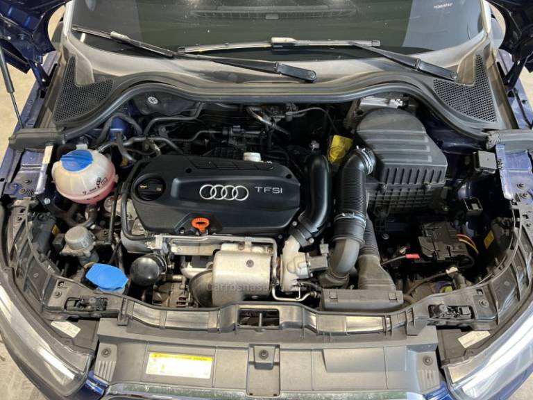 AUDI - A1 - 2011/2012 - Azul - R$ 62.900,00