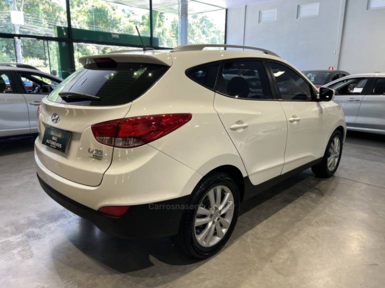 HYUNDAI - IX35 - 2014/2015 - Branca - R$ 73.900,00